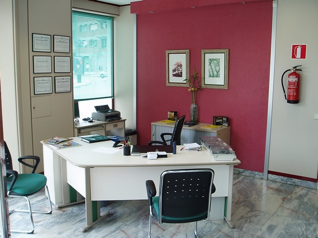  Welcome to our school 